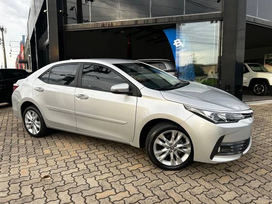 TOYOTA COROLLA 2.0 XEI 16V FLEX 4P AUTOMÁTICO TOYOTA COROLLA 2.0 XEI 16V FLEX 4P AUTOMÁTICO